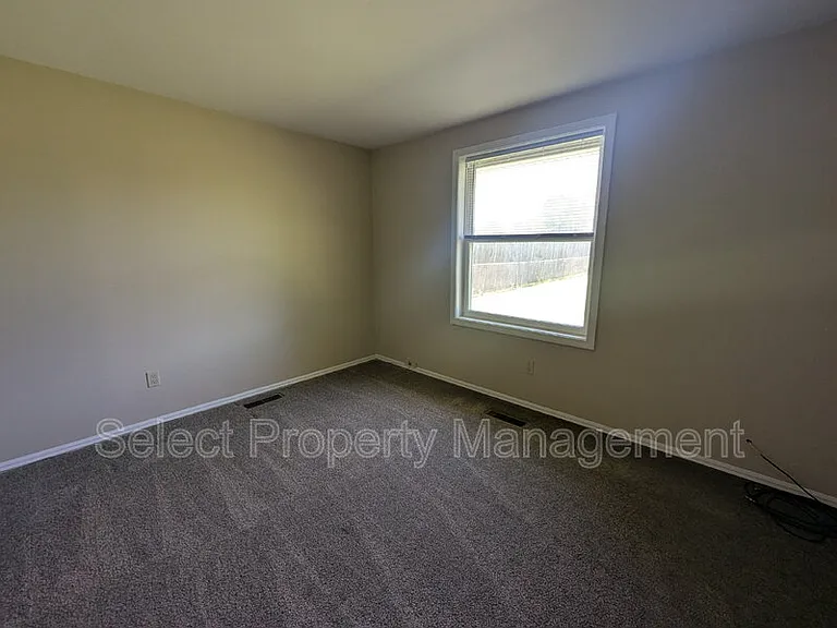 1419 Aberdeen Ln — Photo 14