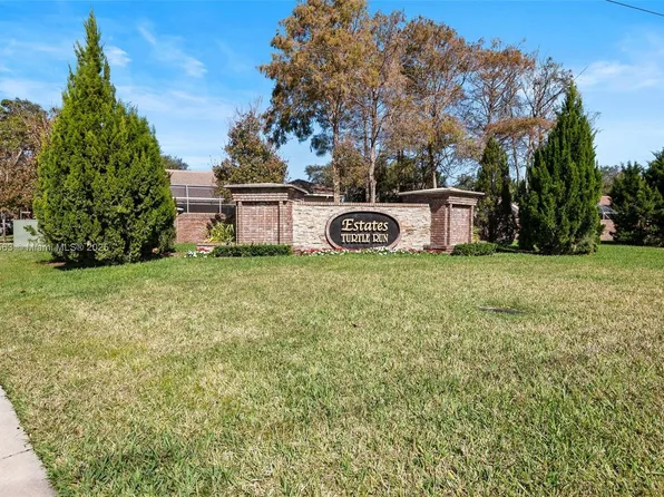 4201 NW 66th Ave, Coral Springs, FL 33067