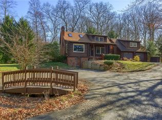 205 Woodcroft Rd, Baden, PA 15005