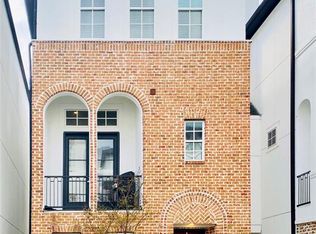 2713 Cohn Gdn, Houston, TX 77007