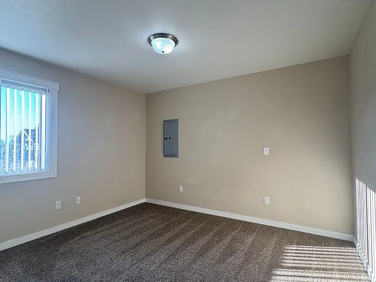 2235 Airport Rd — Photo 9