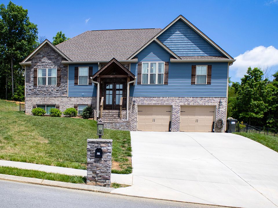 1st image of 620 Ginger Lake Dr