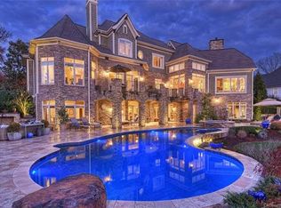 128 Greyfriars Rd, Mooresville, NC 28117