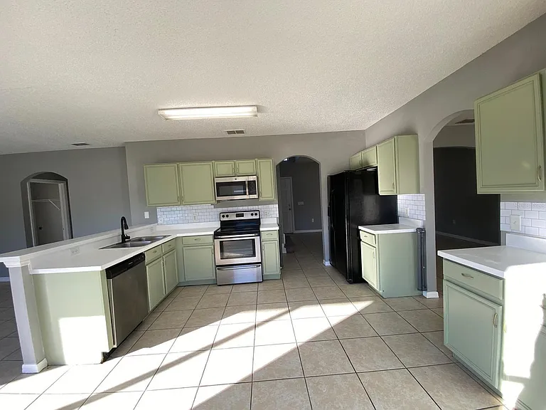 606 Bluebill Ct — Photo 8