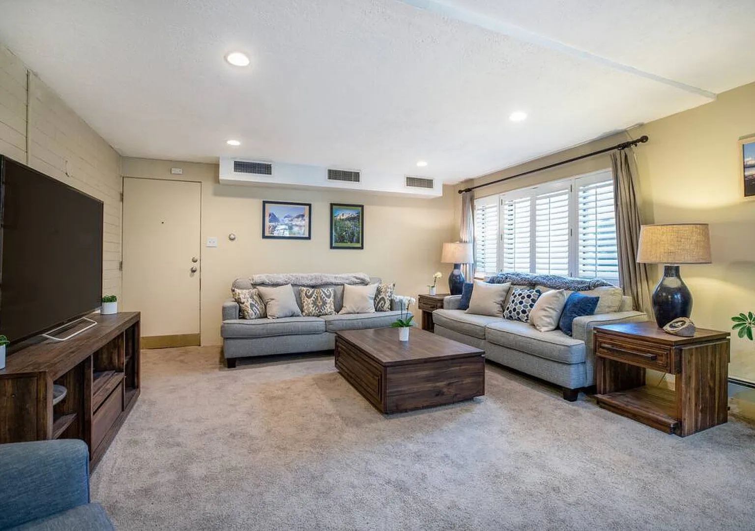 Perfect Condo in Heart of PC, with Pool & Hot Tub! — Photo 3