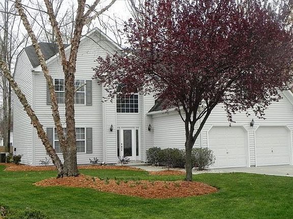 2nd image of 709 Wyfold Ct