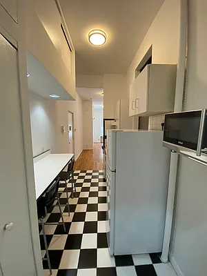 Rented by Corcoran | media 9