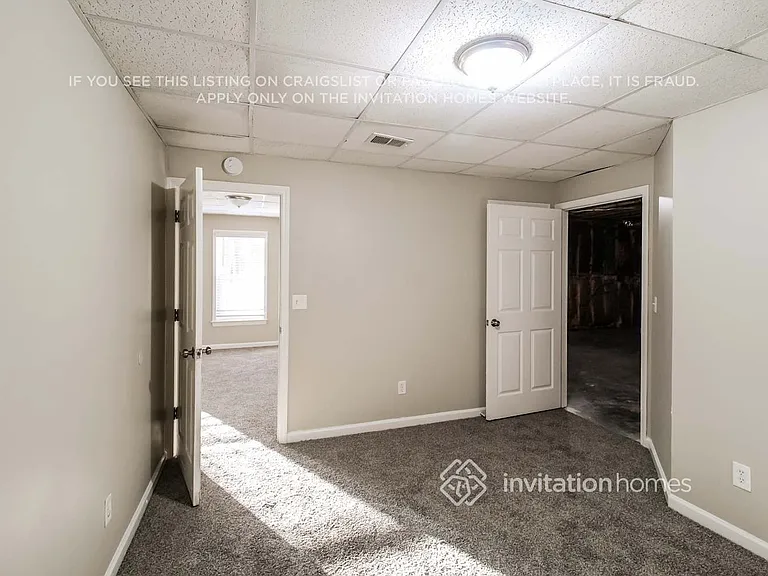 1811 Sigman Trce NW — Photo 10