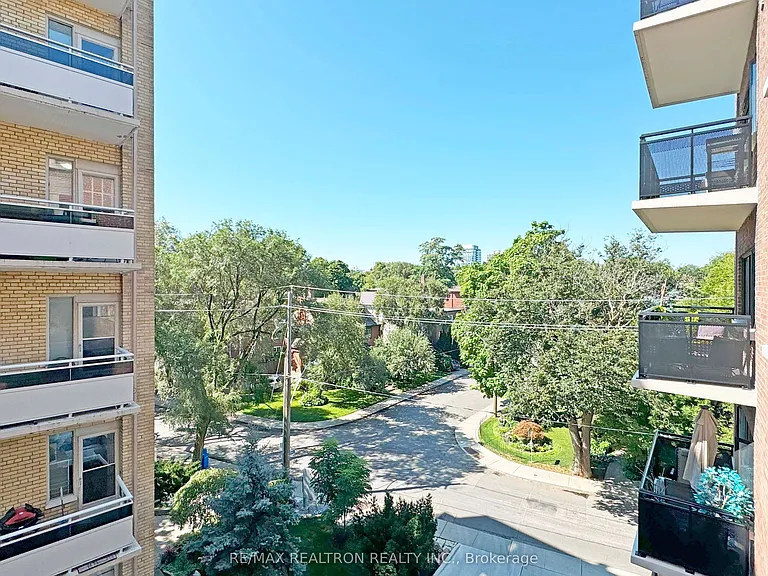95 Lawton Blvd #706 — Photo 10