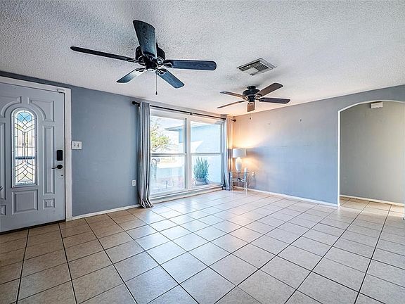 5th image of 9720 Gray Fox Ln