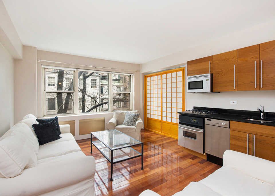 1st image of 45 W 10th St APT 3J