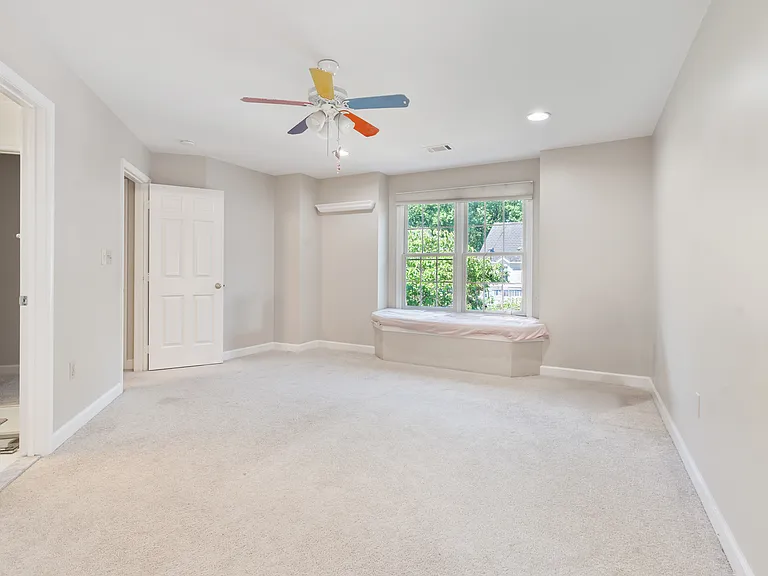 7815 Stable Way — Photo 25