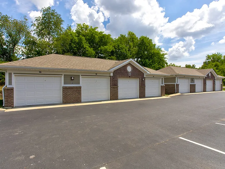 Residences of Gallatin — Photo 24