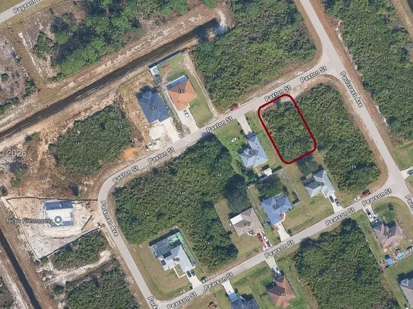 152 Paxton St, Lehigh Acres, FL 33974
