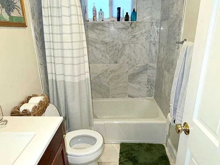 8 Kenwood St #B — Photo 4