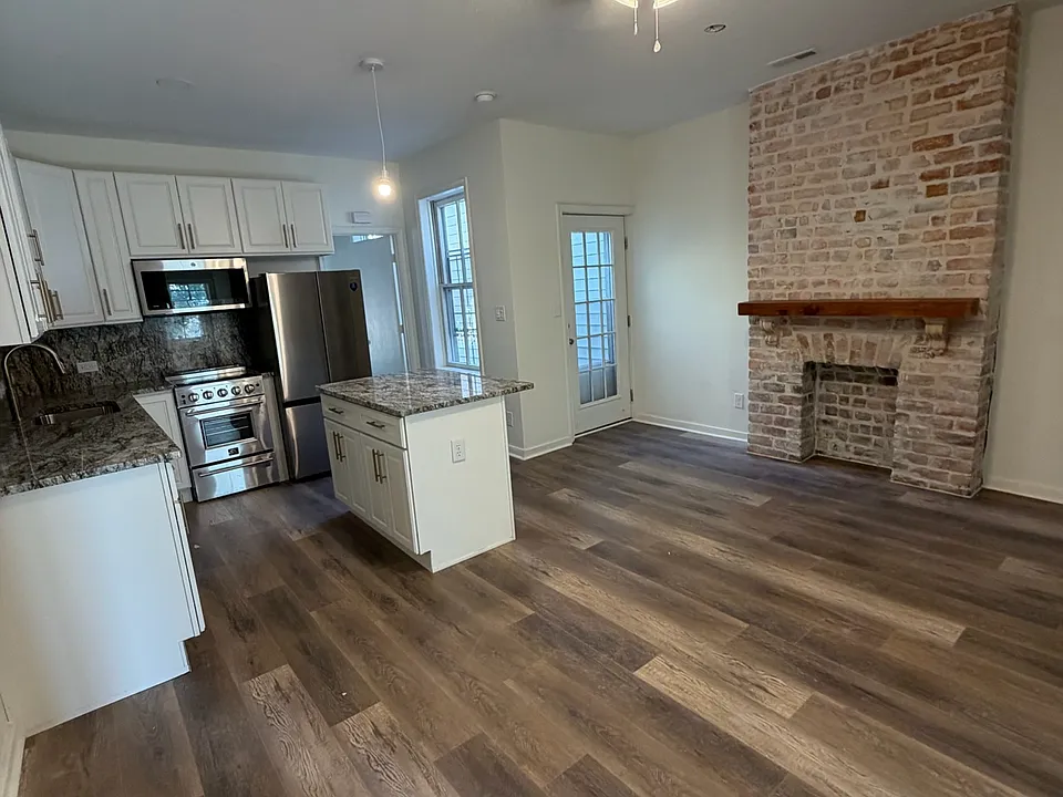3 S Vine St #B