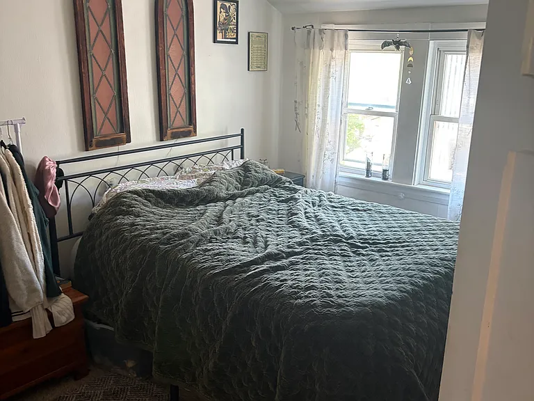 96 College Ave #3 — Photo 5