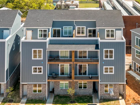 1023 Montague Pl, Chattanooga, TN 37408