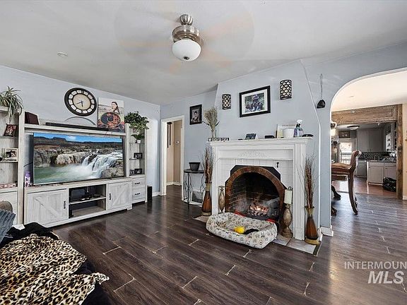 5th image of 267 Pierce St