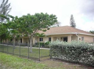 800 SW 10th St, Pompano Beach, FL 33060