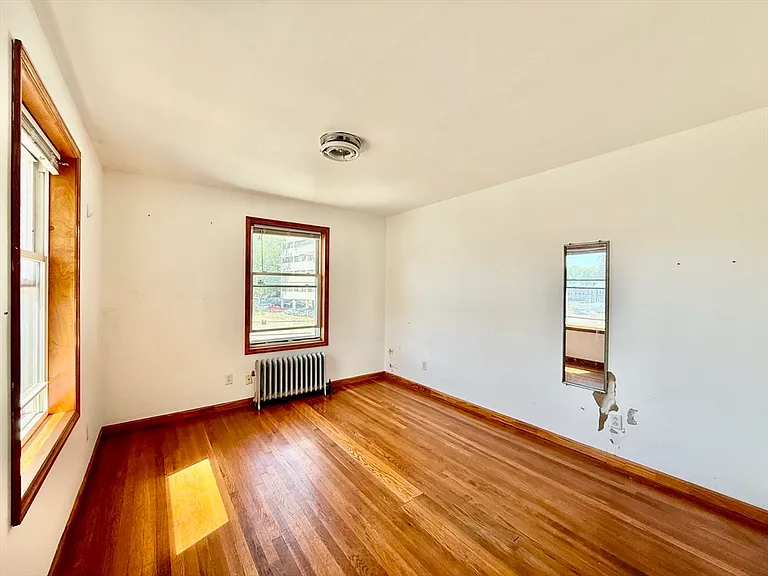 18 Bigelow St #1 — Photo 14