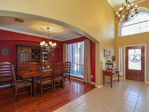 4th image of 3223 Oak Park Ln