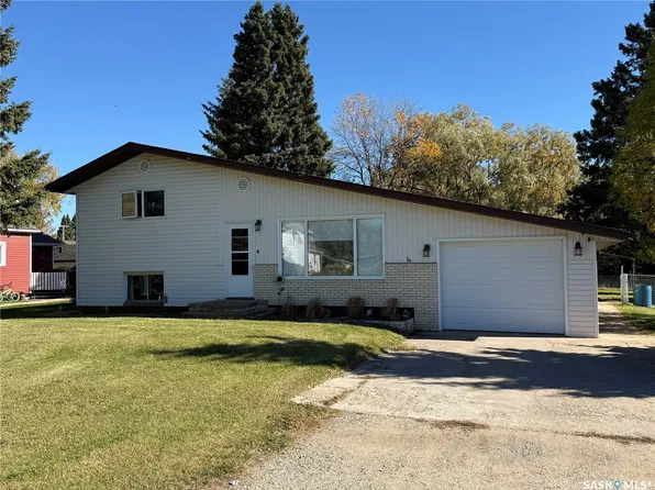 4 Pepper Place, Shellbrook, SK S0J 2E0