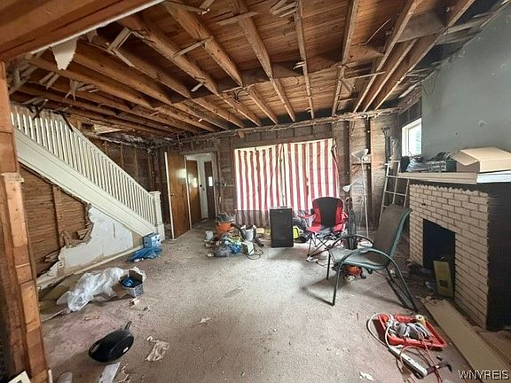 4th image of 1416 Fort Ave