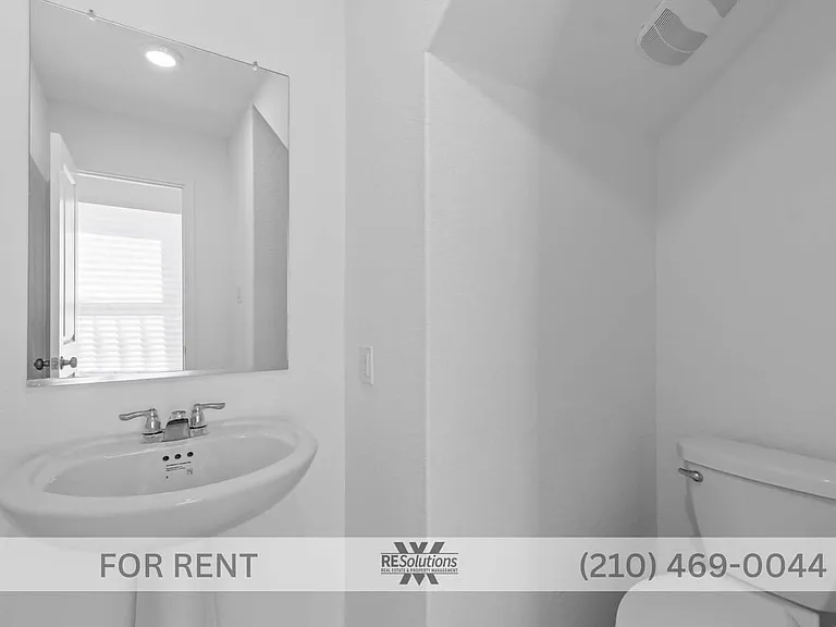 7602 Chancery Gate — Photo 5