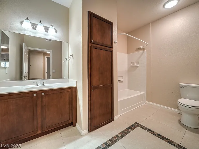 2291 W Horizon Ridge Pkwy #8144 — Photo 24