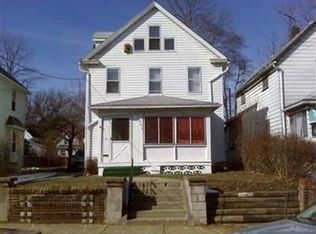 736 Moon St, Akron, OH 44307