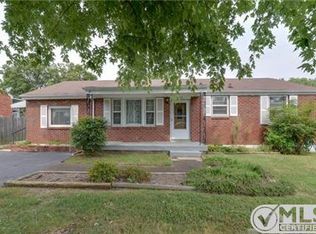 372 Melpar Dr, Nashville, TN 37211