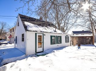 7 Angel Ave, York, ME 03909