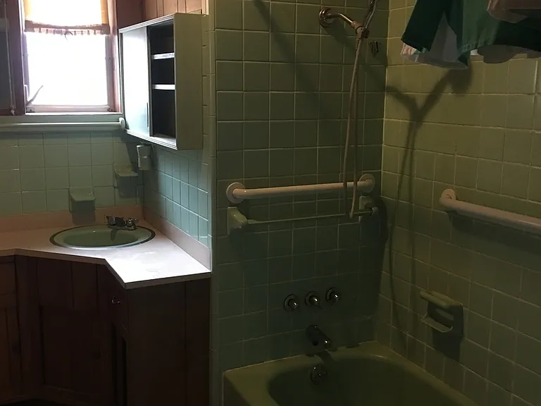 241 NE Tuscawilla Ave — Photo 14