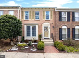 5646 Ridge View Dr, Alexandria, VA 22310