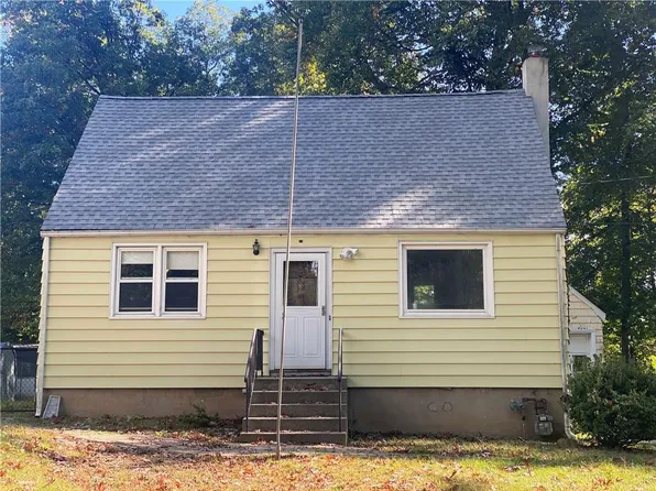 19 S Highland Avenue, Pearl River, NY 10965