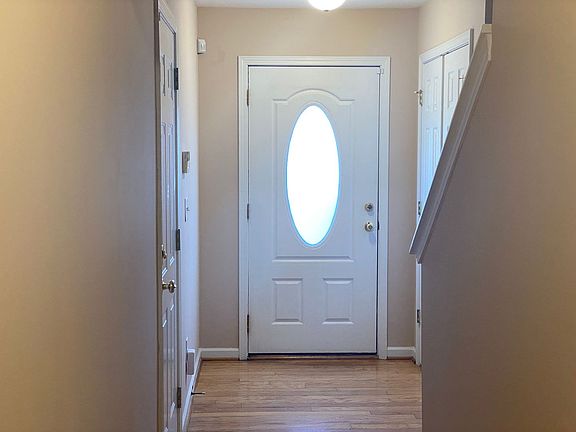 3rd image of 316 Langhorne Dr