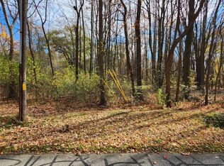Gunton Dr, Fairview, PA 16415