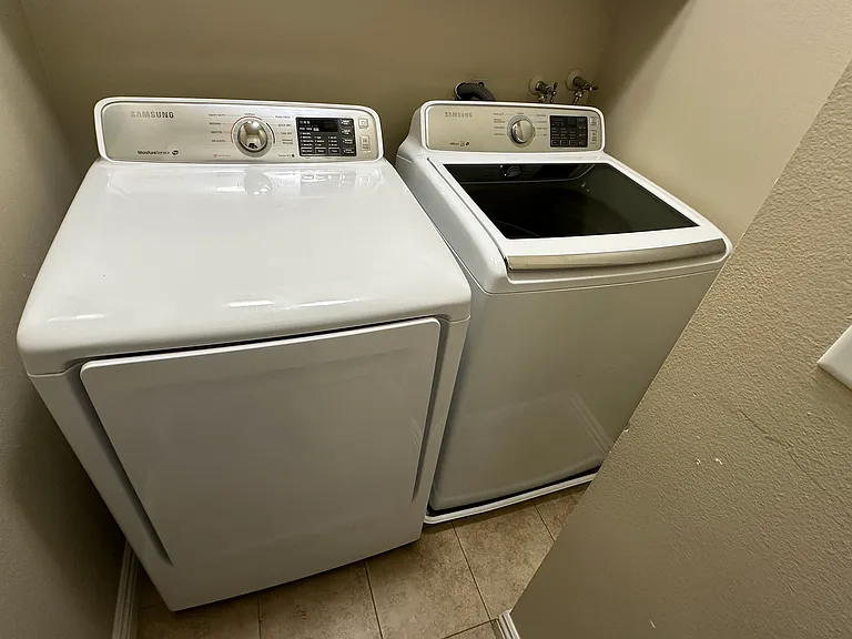 In-Unit Laundry: Washer and Dryer