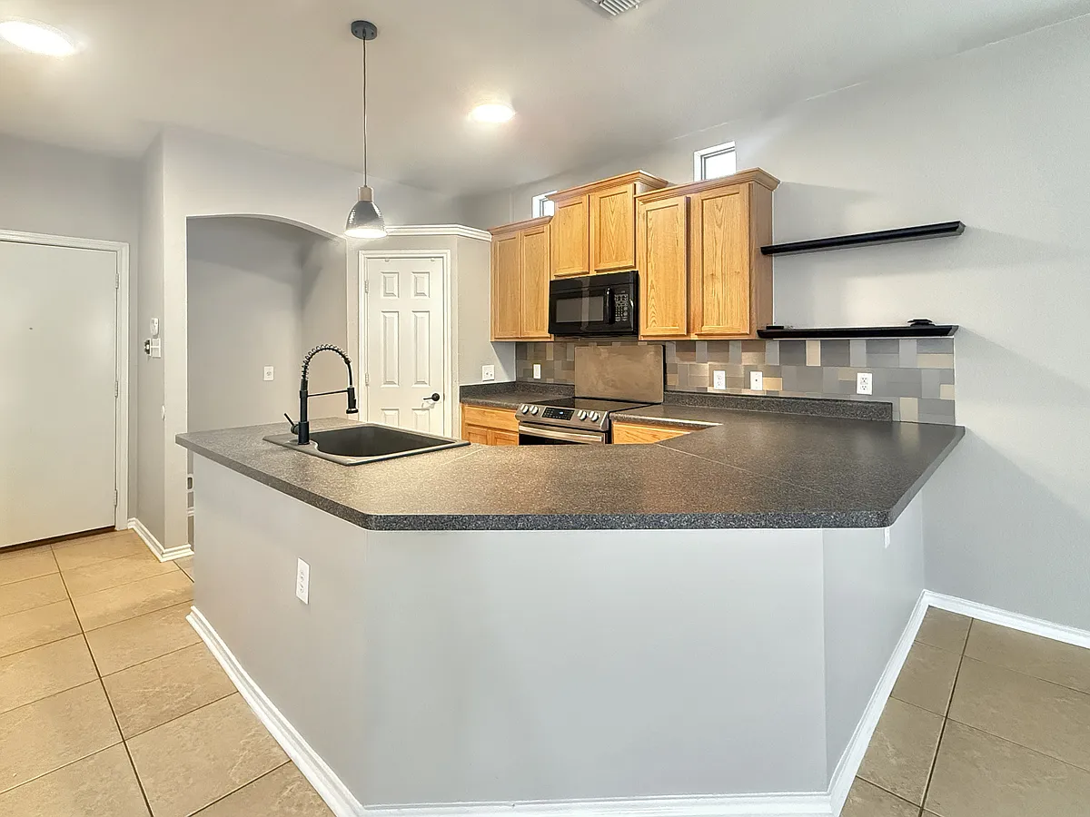 Building Photo - 1227 Cresswell Cv