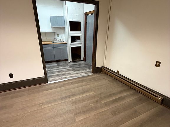 3rd image of 130 Main St #4