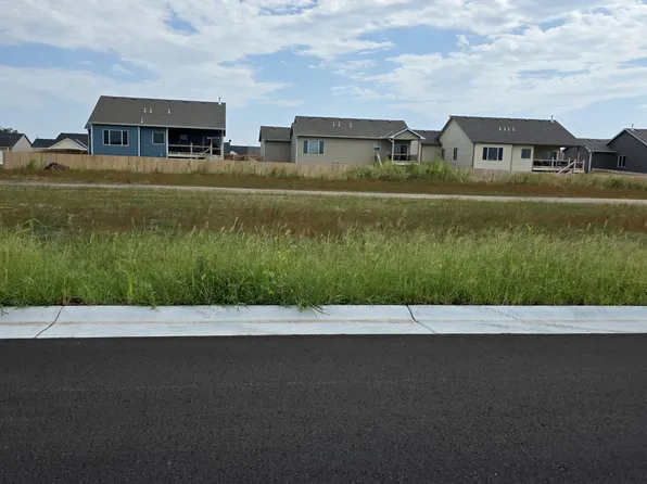 1545 E Northridge St, Valley Center, KS 67147
