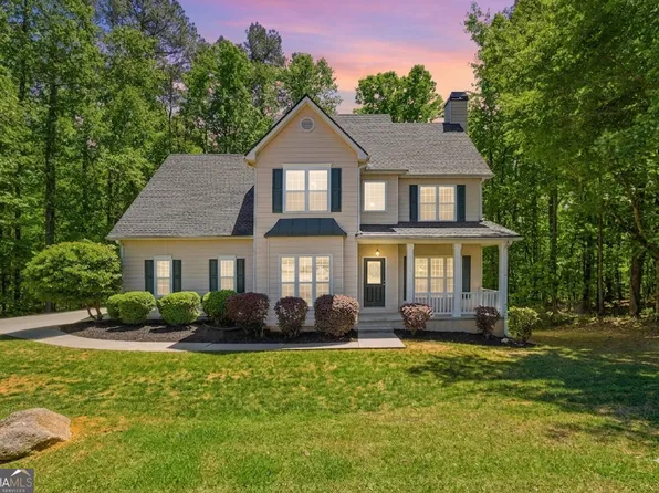190 Valley Bluff Dr, Fayetteville, GA 30215