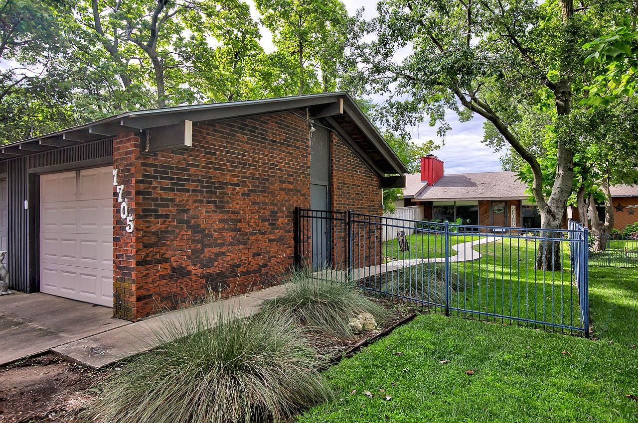 1705 Surrey Ln, Enid, OK 73703 MLS 20231048 Zillow