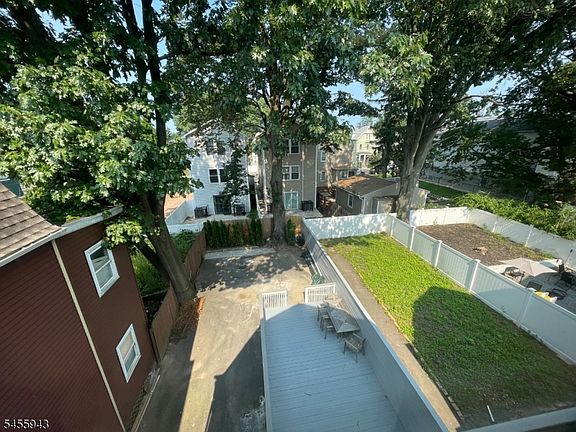 3rd image of 823 S 14Th St