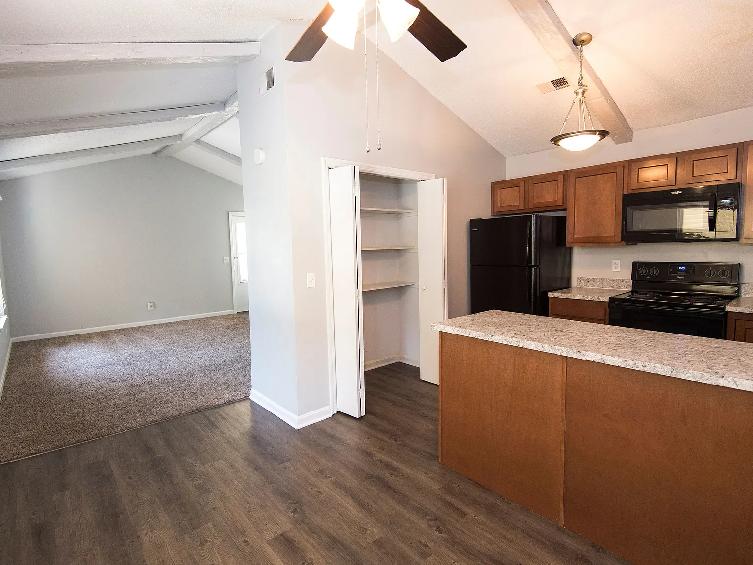 Hidden Elms Apartments — Photo 4