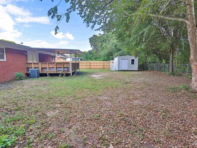 3795 Summer Dr — Photo 43