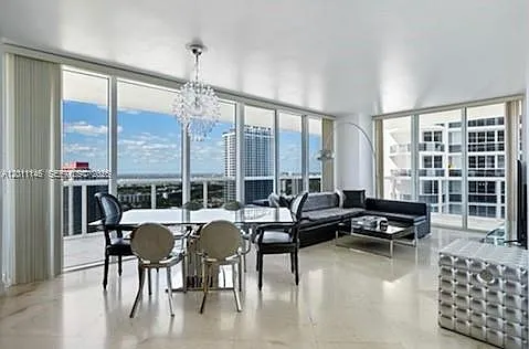 Beach Club Two Condo — Photo 4