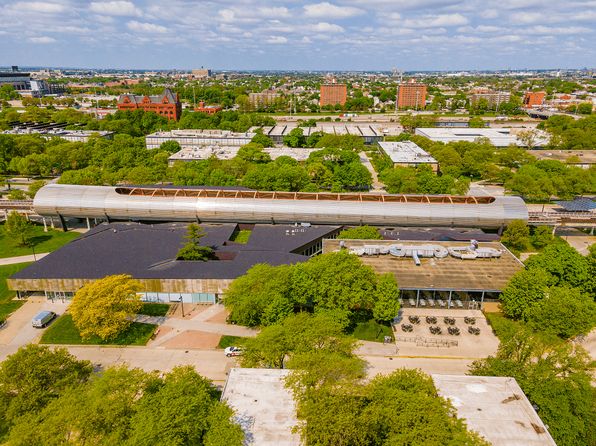 3720 S Dearborn St #4-T208