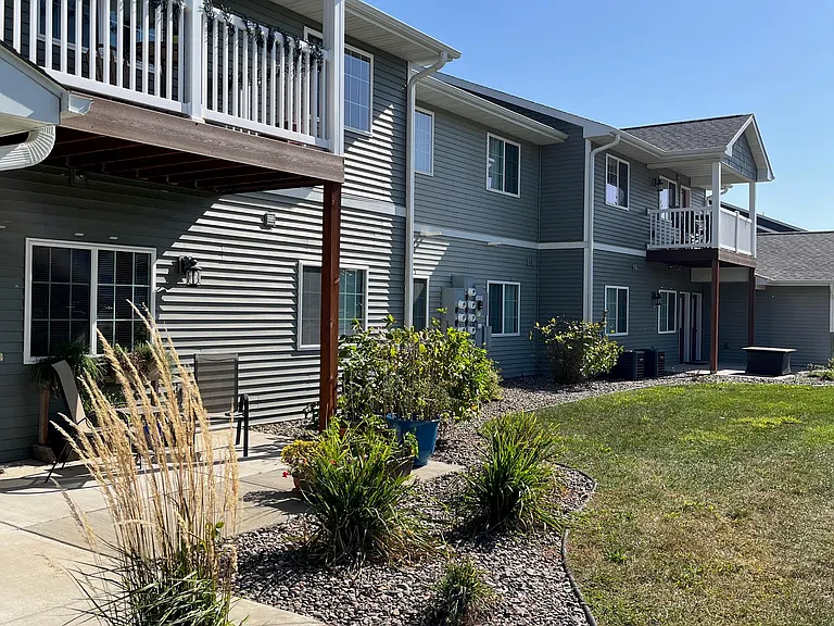 Gateway Place Apartments — Photo 18